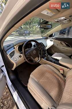 Седан Buick LaCrosse 2014 в 