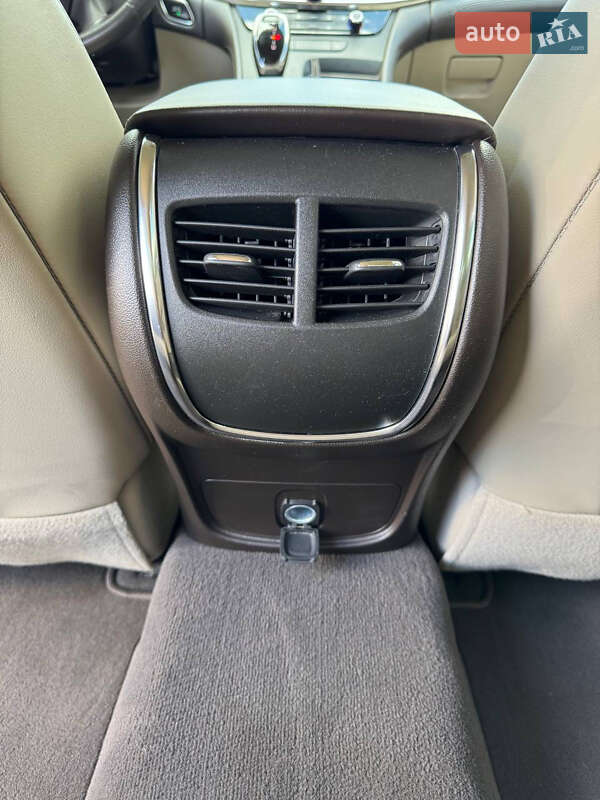 Седан Buick LaCrosse 2016 в Києві фото 16 Седан Buick LaCrosse 2016 в Києві