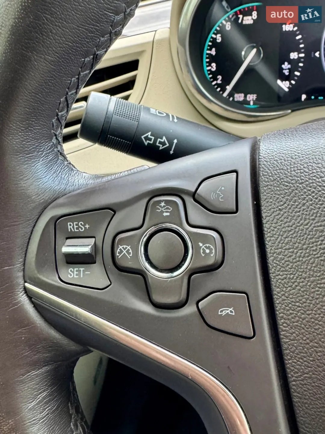 2013 Buick LaCrosse - мініатюра 25