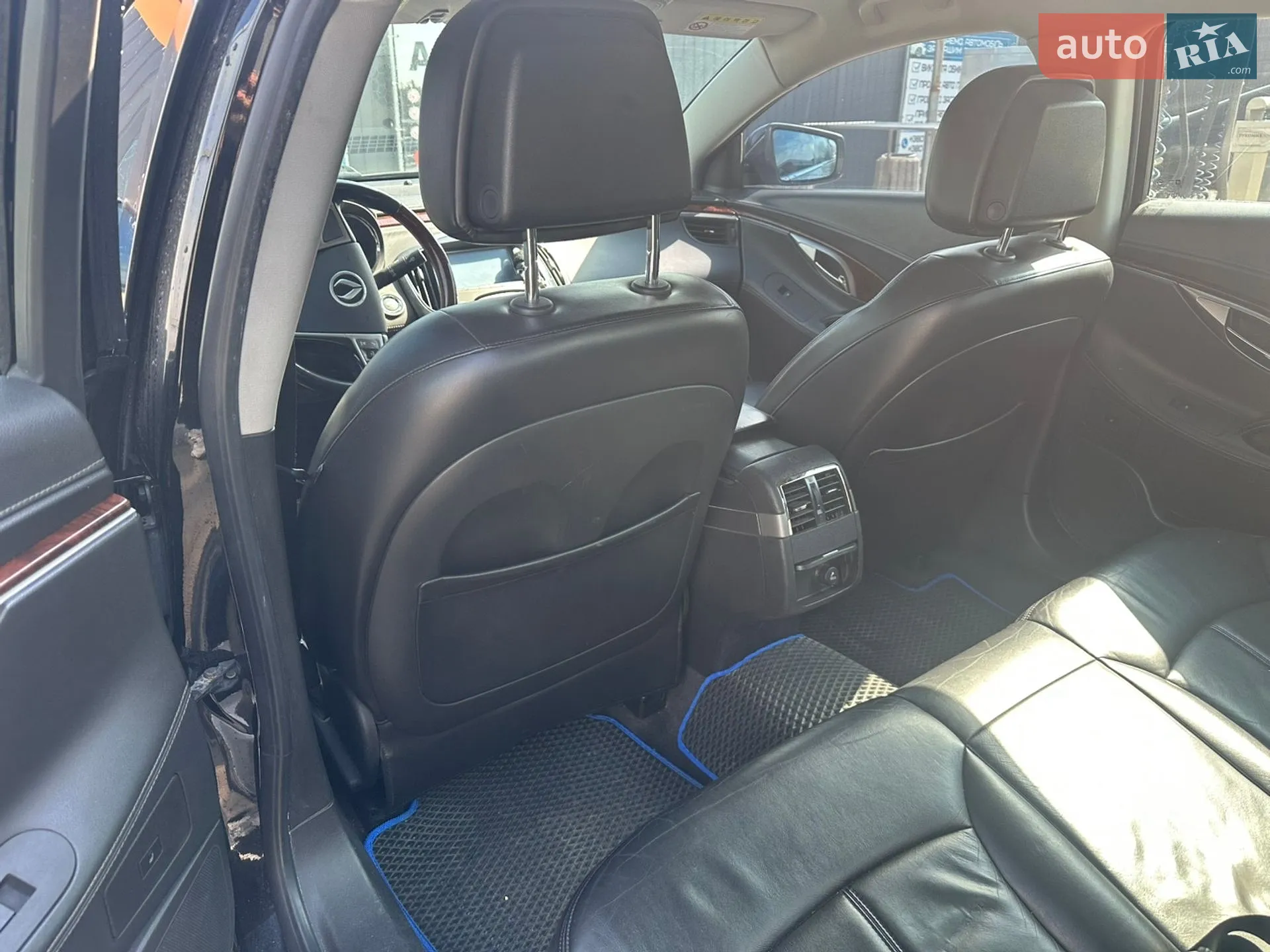 2011 Buick LaCrosse - мініатюра 23
