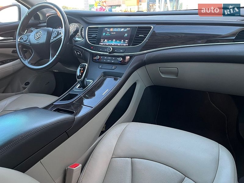 Седан Buick LaCrosse 2016 в Киеве