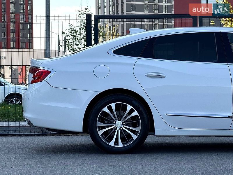 Седан Buick LaCrosse 2017 в Киеве