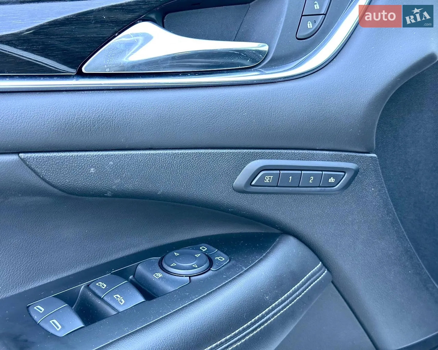 2017 Buick LaCrosse - мініатюра 25