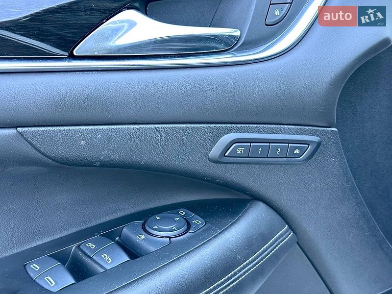 Седан Buick LaCrosse 2017 в Киеве