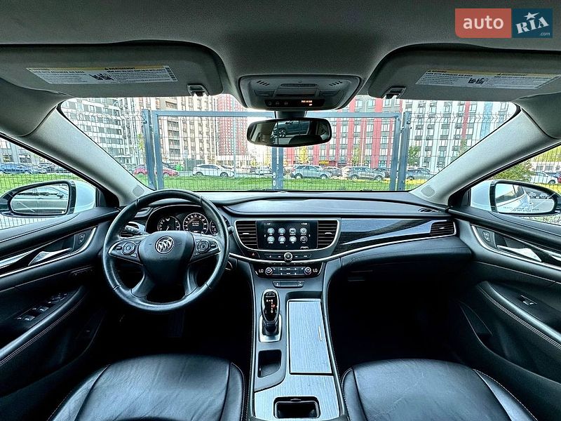 Седан Buick LaCrosse 2017 в Киеве