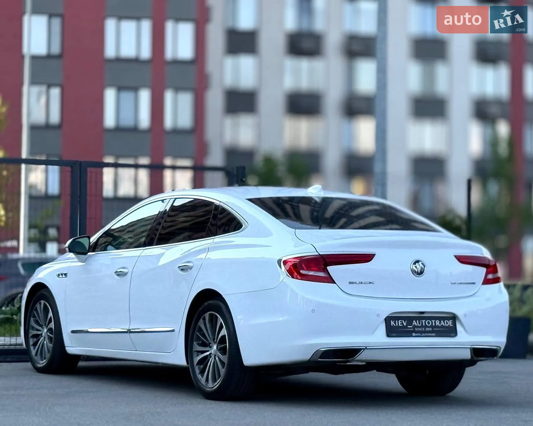 2017 Buick LaCrosse - мініатюра 17