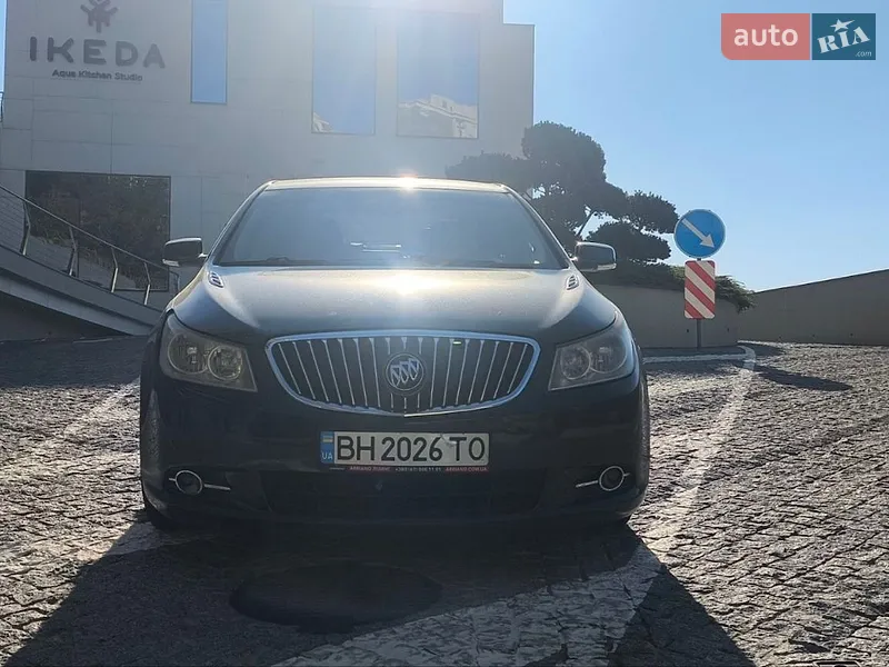 Buick LaCrosse 2012
