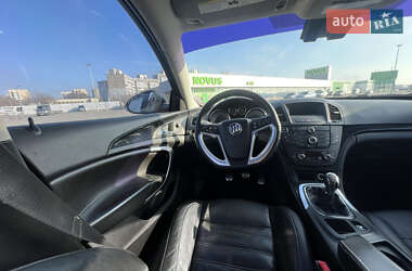 Седан Buick Regal GS 2011 в 