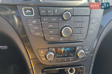 Седан Buick Regal GS 2011 в 