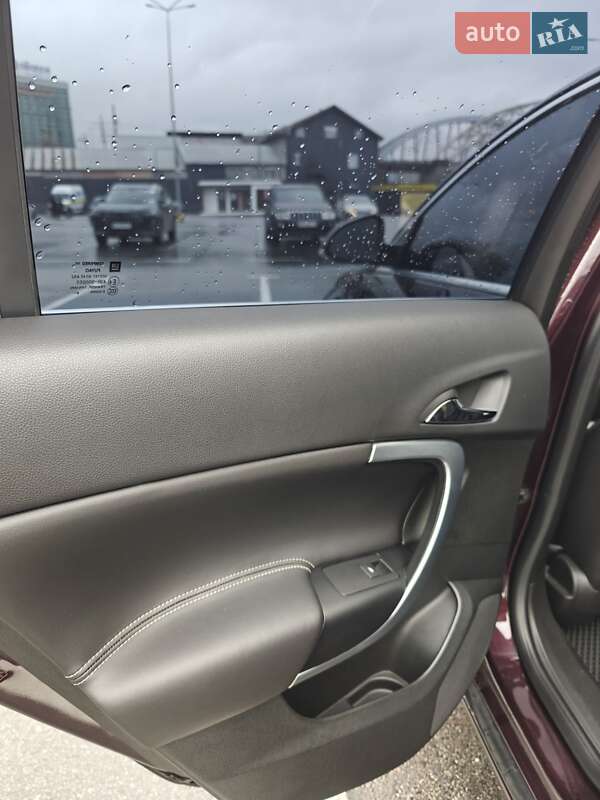 Седан Buick Regal GS 2016 в Киеве фото 24 Седан Buick Regal GS 2016 в Киеве