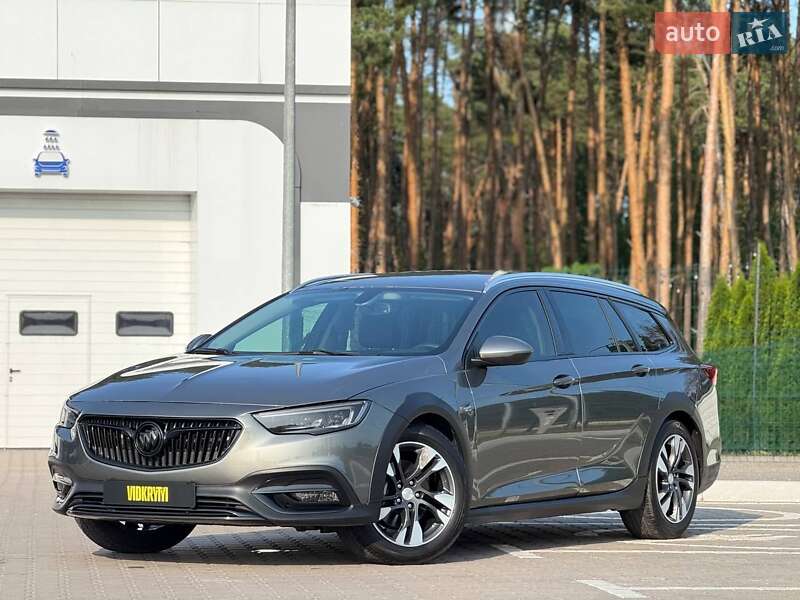 Универсал Buick Regal TourX 2018 в Киеве