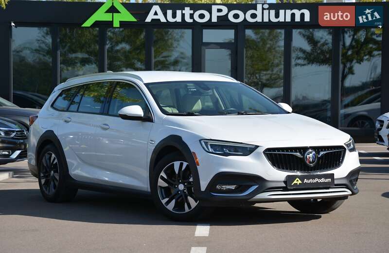 Buick Regal TourX 2018
