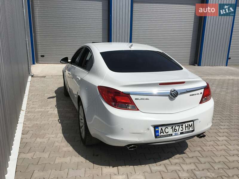 Седан Buick Regal 2010 в Володимирі
