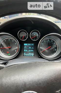 Седан Buick Regal 2013 в 