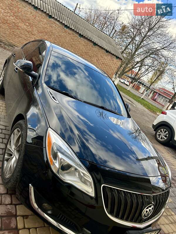 Седан Buick Regal 2015 в Первомайську