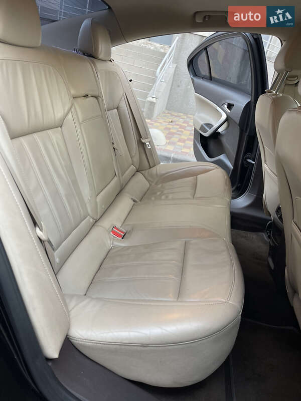 Седан Buick Regal 2015 в Киеве