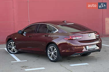 Седан Buick Regal 2018 в 
