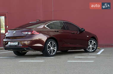 Седан Buick Regal 2018 в 