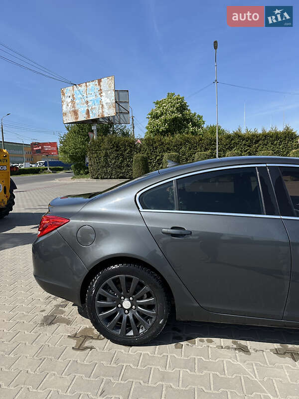 Седан Buick Regal 2011 в Луцьку