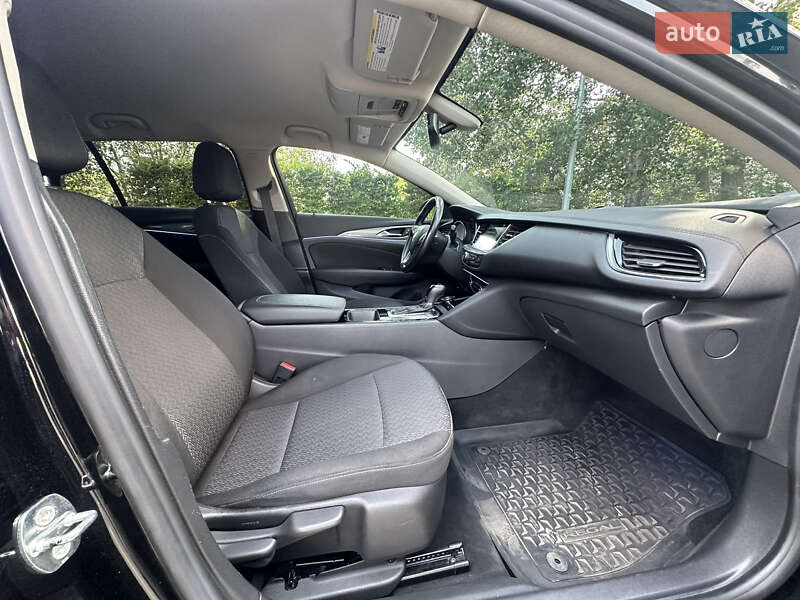 Седан Buick Regal 2018 в Киеве