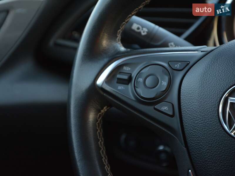 Универсал Buick Regal 2018 в Киеве