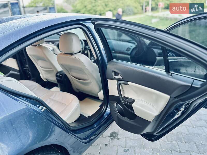 Седан Buick Regal 2010 в Бурштыне фото 16 Седан Buick Regal 2010 в Бурштыне