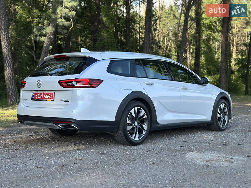 Седан Buick Regal 2018 в Киеве