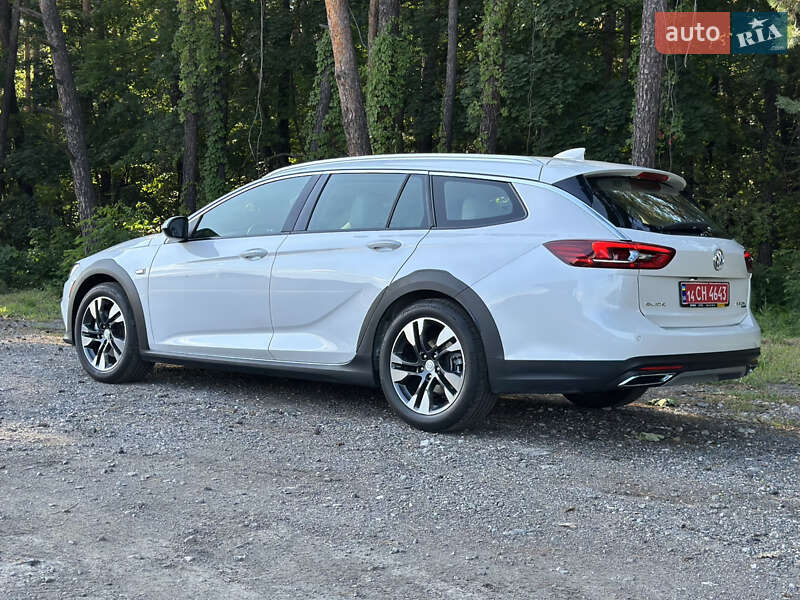 Седан Buick Regal 2018 в Киеве
