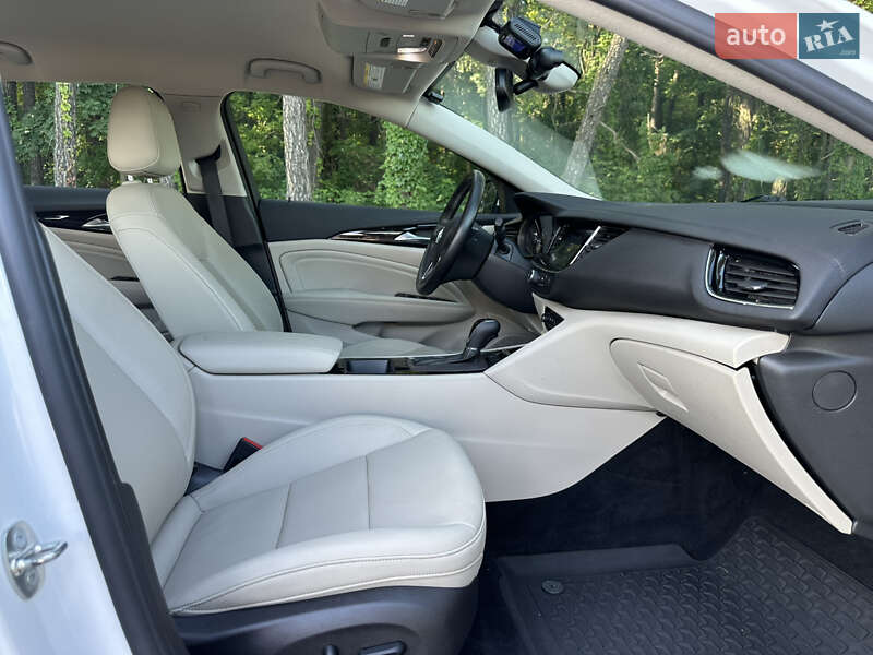 Седан Buick Regal 2018 в Киеве