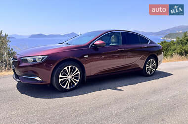 Седан Buick Regal 2018 в 
