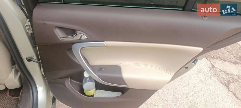 Седан Buick Regal 2015 в Чернігові