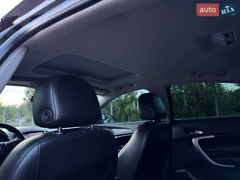 Седан Buick Regal 2016 в Киеве