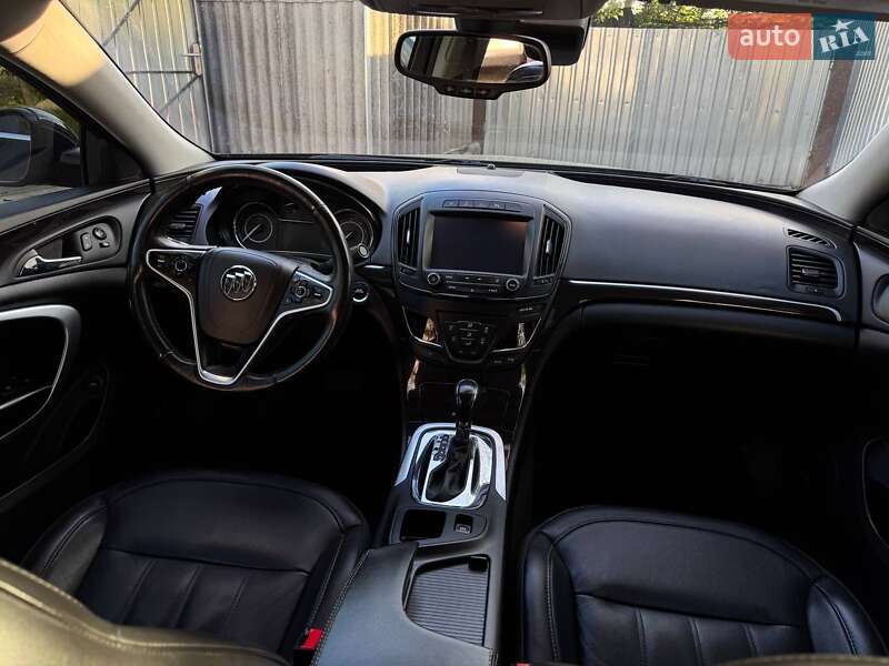 Седан Buick Regal 2016 в Киеве