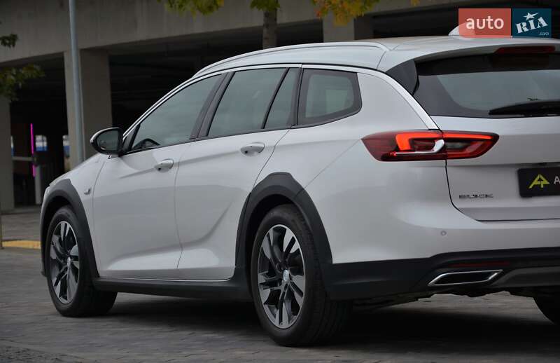 Седан Buick Regal 2018 в Киеве