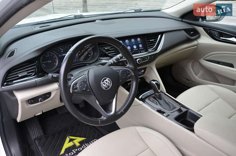 Седан Buick Regal 2018 в Киеве