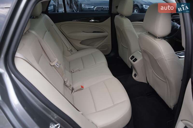 Седан Buick Regal 2018 в Киеве фото 40 Седан Buick Regal 2018 в Киеве