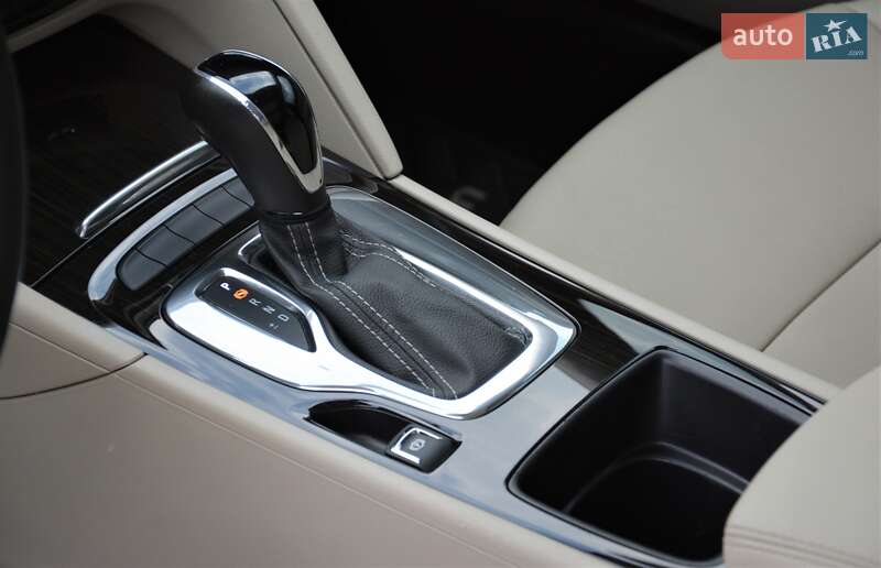 Седан Buick Regal 2018 в Киеве