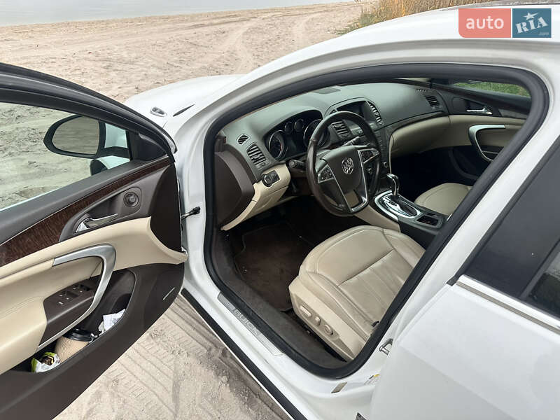 Седан Buick Regal 2013 в Николаеве