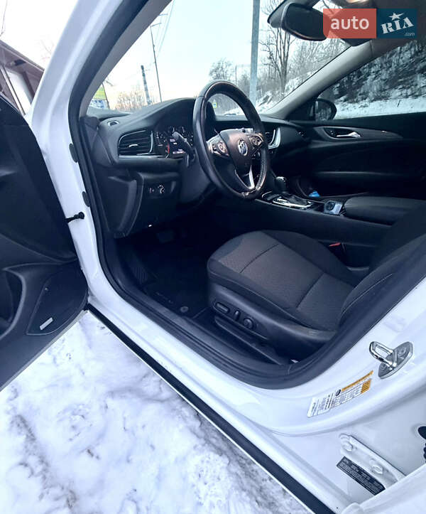 Седан Buick Regal 2018 в Киеве фото 15 Седан Buick Regal 2018 в Киеве