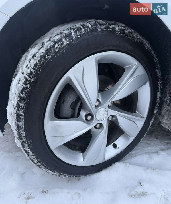 Седан Buick Regal 2018 в Киеве фото 25 Седан Buick Regal 2018 в Киеве