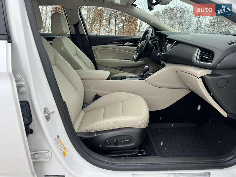 Седан Buick Regal 2018 в Києві