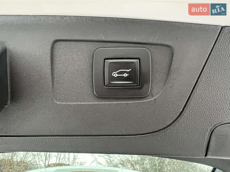 Седан Buick Regal 2018 в Києві