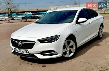 Седан Buick Regal 2018 в Києві