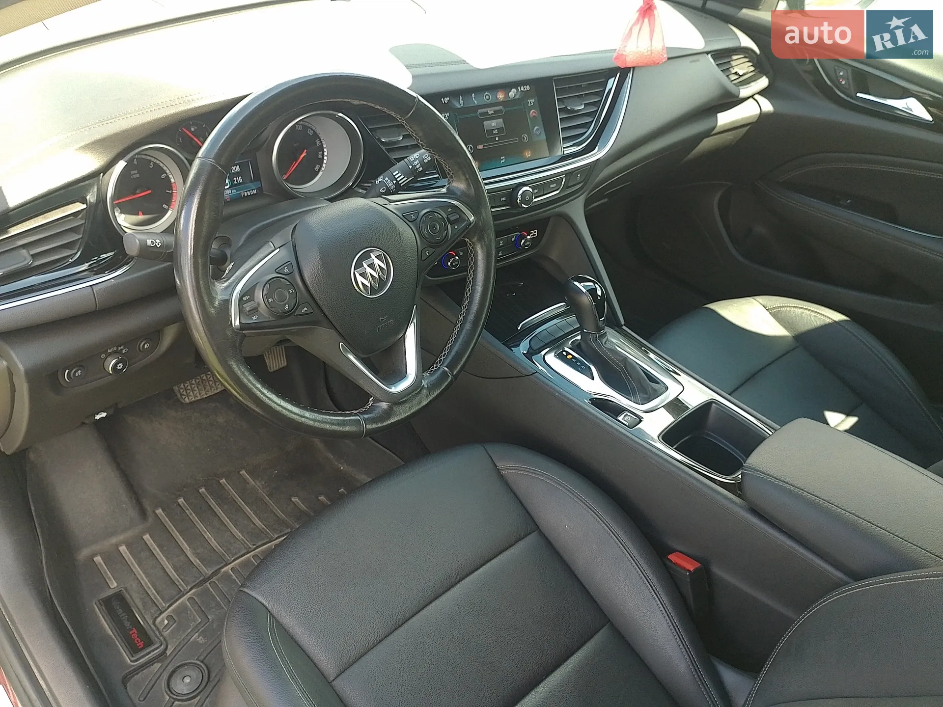2018 Buick Regal - мініатюра 16