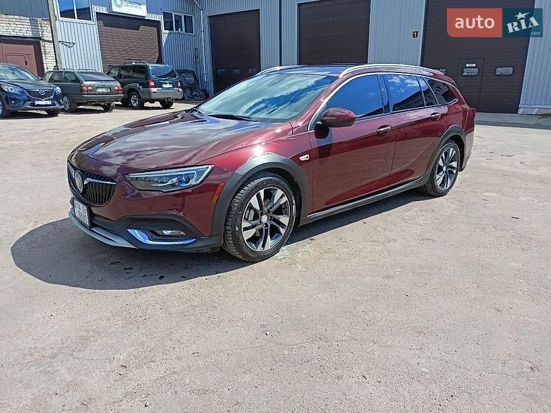 Седан Buick Regal 2017 в Чернигове