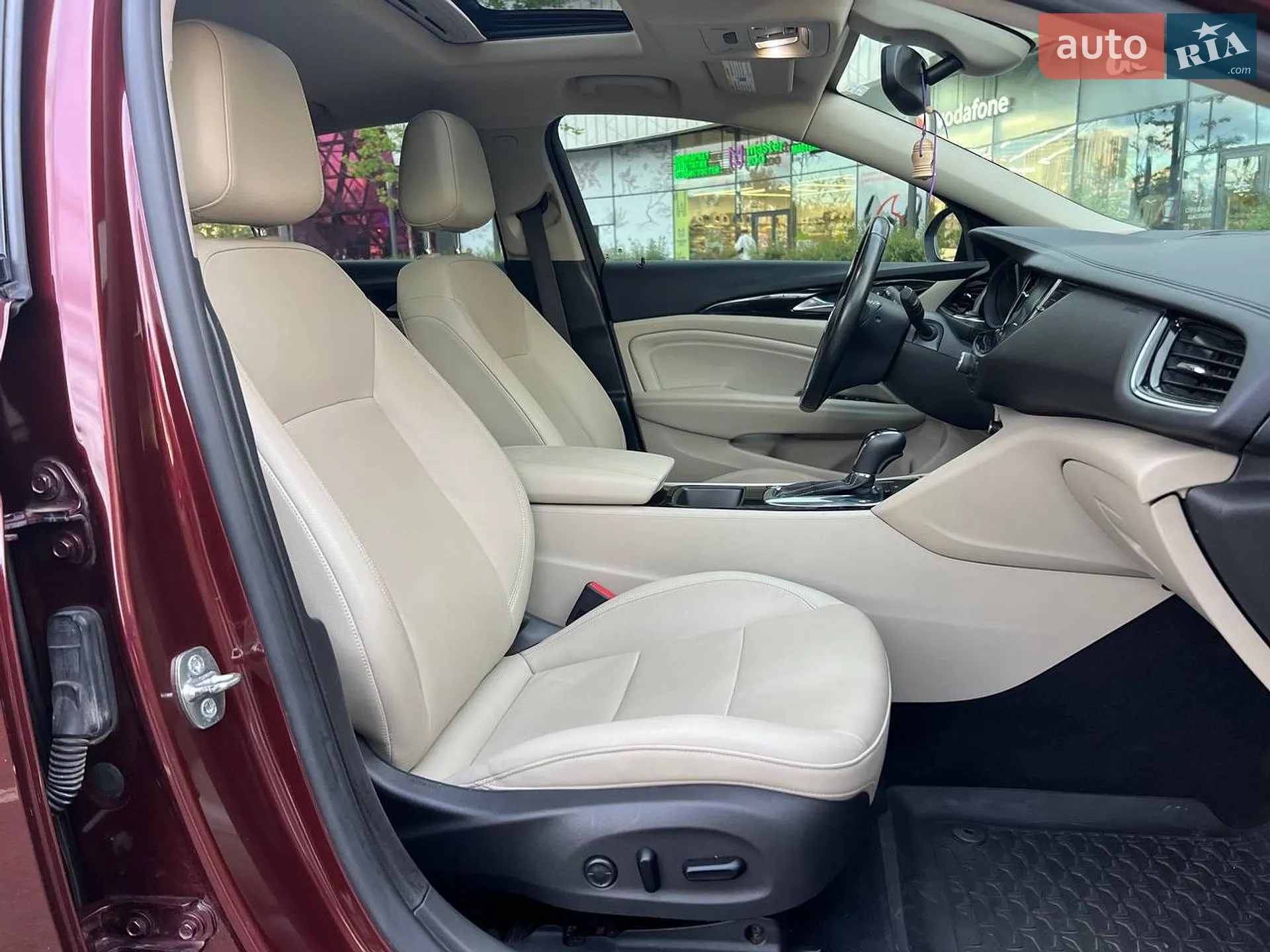 2018 Buick Regal - мініатюра 12