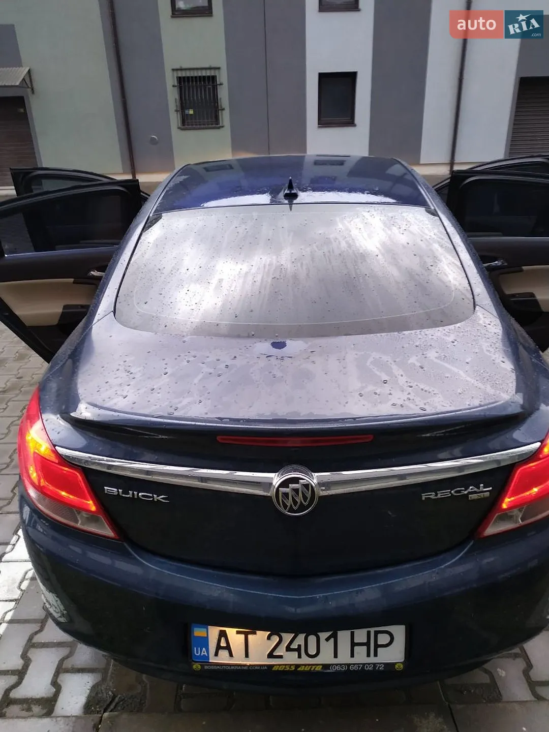 2010 Buick Regal - мініатюра 3