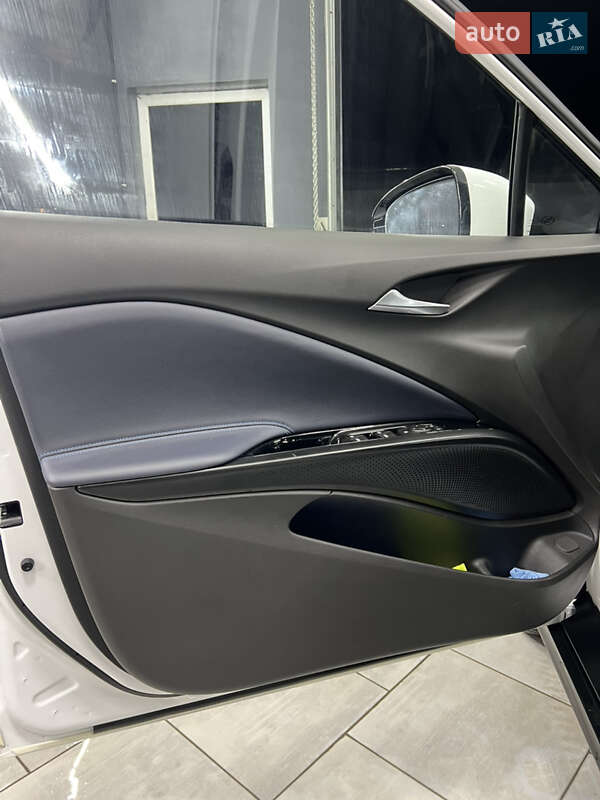 Универсал Buick Velite 6 Plus 2023 в Дрогобыче