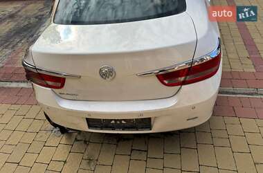 Седан Buick Verano 2012 в 