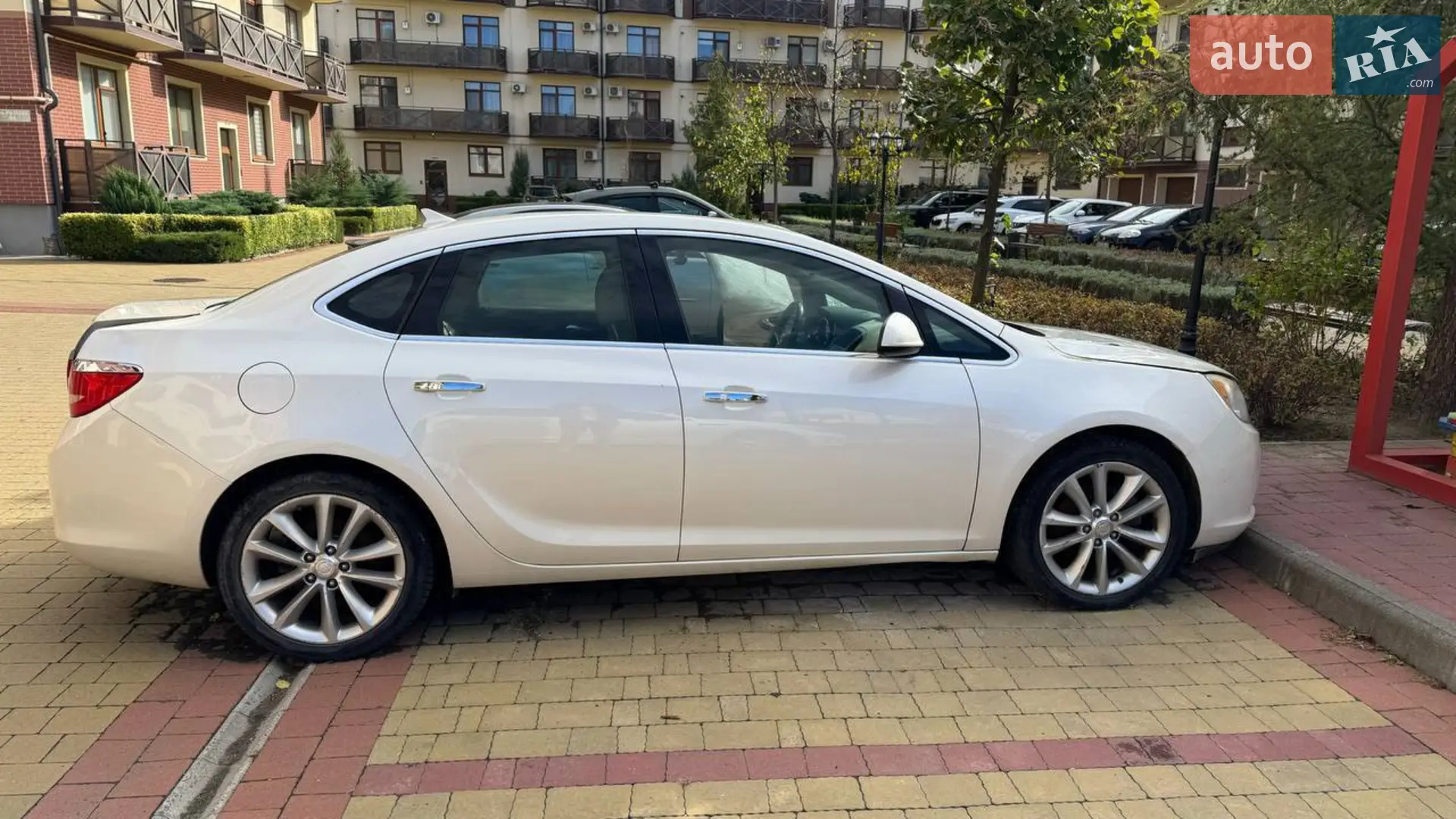 2012 Buick Verano - мініатюра 5